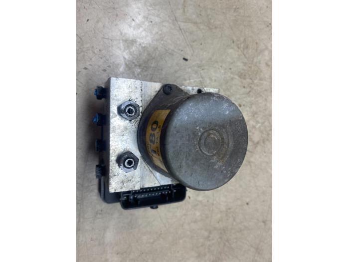 Begagnade ABS-pump Kia Picanto (TA) 1.0 12V Pris € 12,10 Inklusive moms erbjuds av Autosloperij de Turk