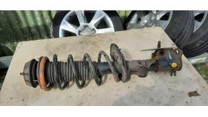 Used Fronts shock absorber, left Kia Picanto (TA) 1.0 12V Price € 30,00 Margin scheme offered by Autosloperij de Turk