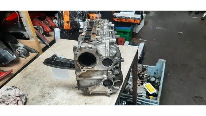 Begagnade Topplock Mercedes E (C207) E-350 CDI V6 24V Pris € 272,25 Inklusive moms erbjuds av Autosloperij de Turk