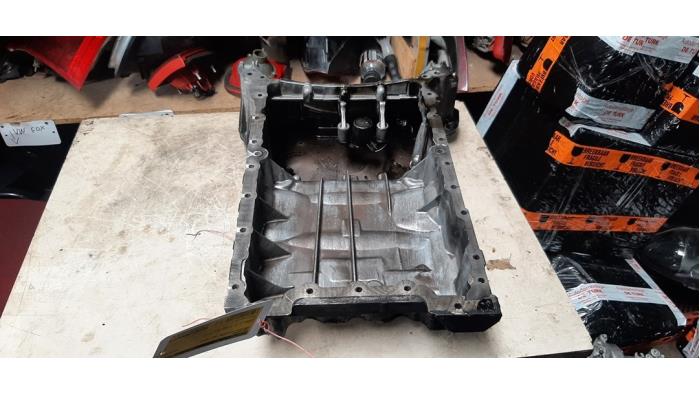 Used Sump Mercedes E (C207) E-350 CDI V6 24V Price € 76,23 Inclusive VAT offered by Autosloperij de Turk