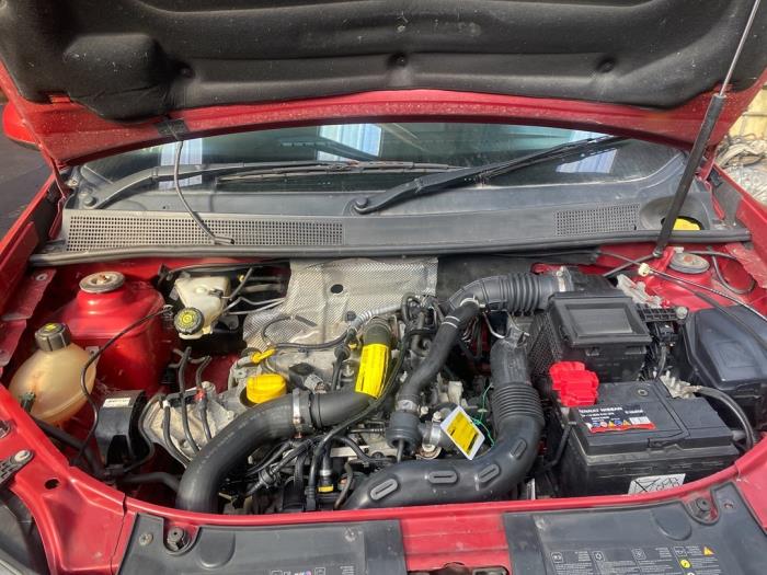 Für Dacia Logan II 1,2 LPG MCV Mitteltopf Auspuff Auspuffanlage A