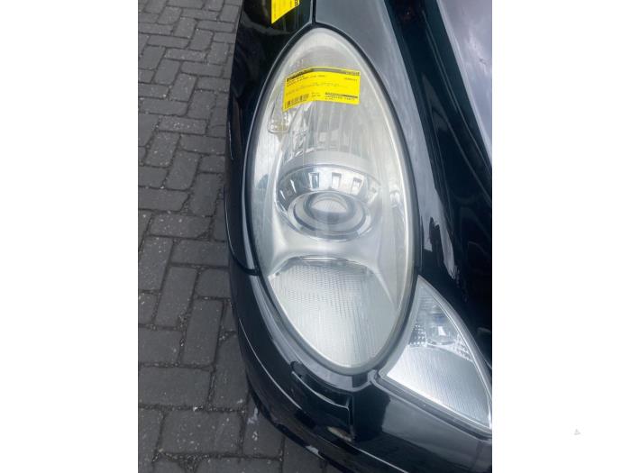 Używane Reflektor prawy Mercedes R (W251) 3.0 320 CDI 24V 4-Matic Cena € 181,50 Z VAT oferowane przez Autosloperij de Turk