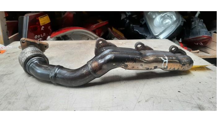 Exhaust manifold from a Mercedes-Benz R (W251) 3.0 320 CDI 24V 4-Matic 2008