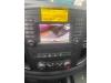 Reproductor de CD y radio de un Mercedes-Benz Vito (447.6) 2.2 114 CDI 16V 2017