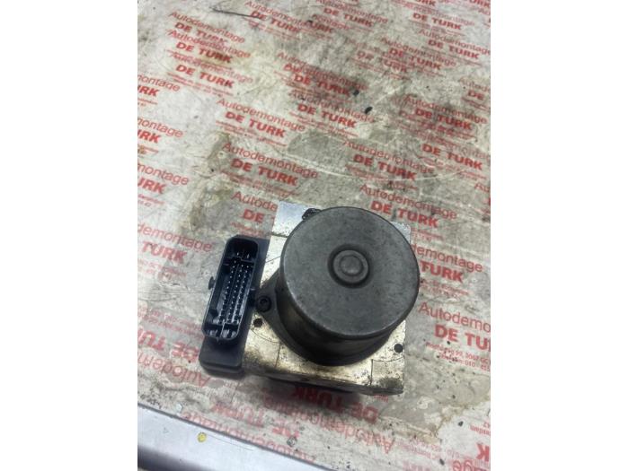 Begagnade ABS-pump Kia Picanto (TA) 1.0 12V Pris € 12,10 Inklusive moms erbjuds av Autosloperij de Turk