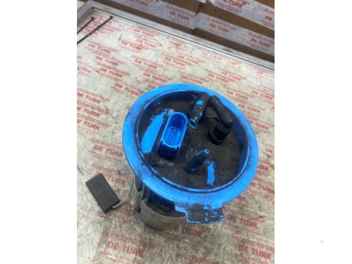 Begagnade Bensinpump Audi A3 Cabriolet (8P7) 1.8 TFSI 16V Pris € 36,30 Inklusive moms erbjuds av Autosloperij de Turk