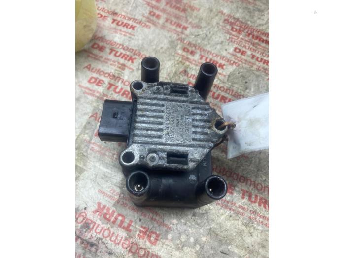 Ignition coil from a Seat Ibiza IV SC (6J1) 1.2 TSI 2011