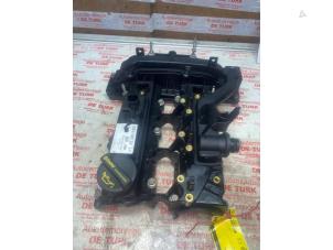 Used Rocker cover Ford Focus 3 1.0 Ti-VCT EcoBoost 12V 125 Price € 30,00 Margin scheme offered by Autosloperij de Turk