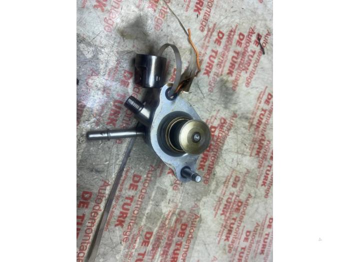 Begagnade Högtryckspump Opel Astra K 1.0 Turbo 12V Pris € 76,23 Inklusive moms erbjuds av Autosloperij de Turk