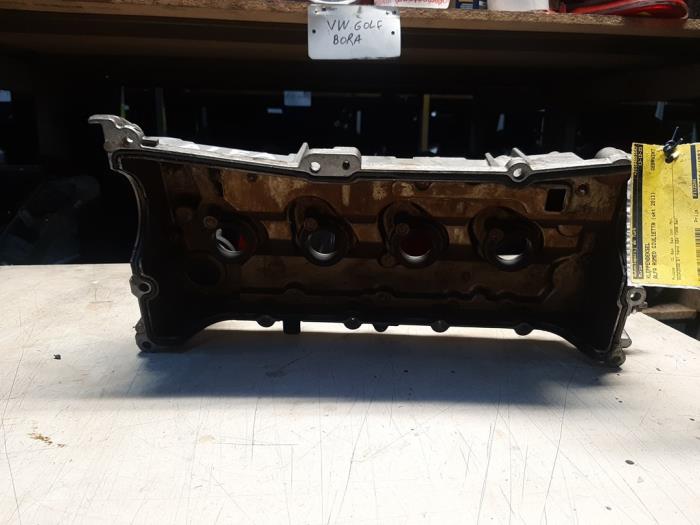 Rocker cover Alfa Romeo Giulietta 1.4 TB 16V MultiAir - F1122A1 940A2000