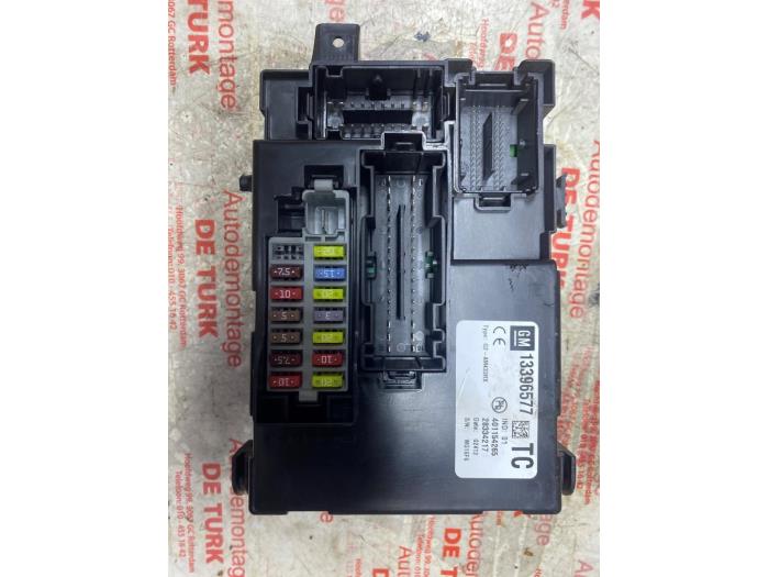 Serrure de contact + ordinateur Opel Meriva 1.4 Turbo 16V