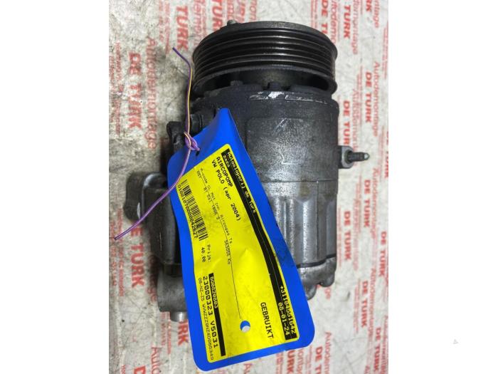 Air conditioning pump from a Volkswagen Polo IV (9N1/2/3) 1.9 SDI 2004