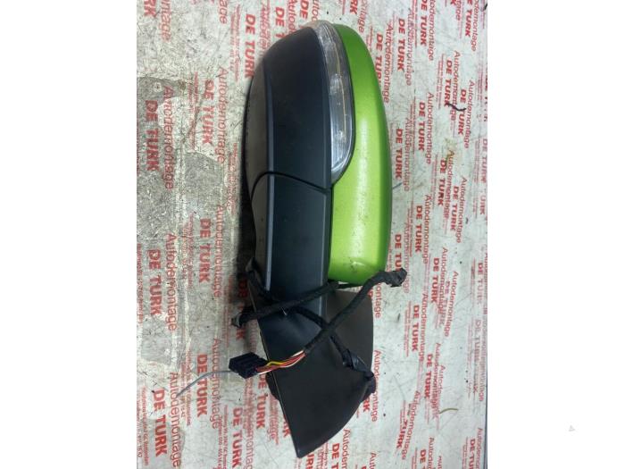 Wing mirror, right from a Volkswagen Scirocco (137/13AD) 1.4 TSI 160 16V 2009