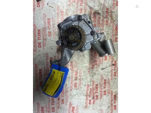 Used Oil pump Ford Focus 3 1.0 Ti-VCT EcoBoost 12V 125 Price € 70,00 Margin scheme offered by Autosloperij de Turk