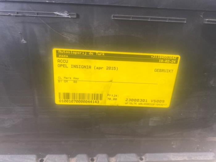 Batería de un Opel Insignia Sports Tourer 2.0 CDTI 16V 140 ecoFLEX 2015