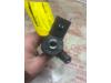 Injector (diesel) from a BMW 5 serie (F10) 520d 16V 2011