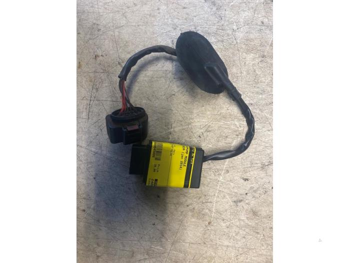Usagé Module pompe carburant Skoda Fabia II (5J) 1.2 TSI Prix € 38,72 Prix TTC proposé par Autosloperij de Turk