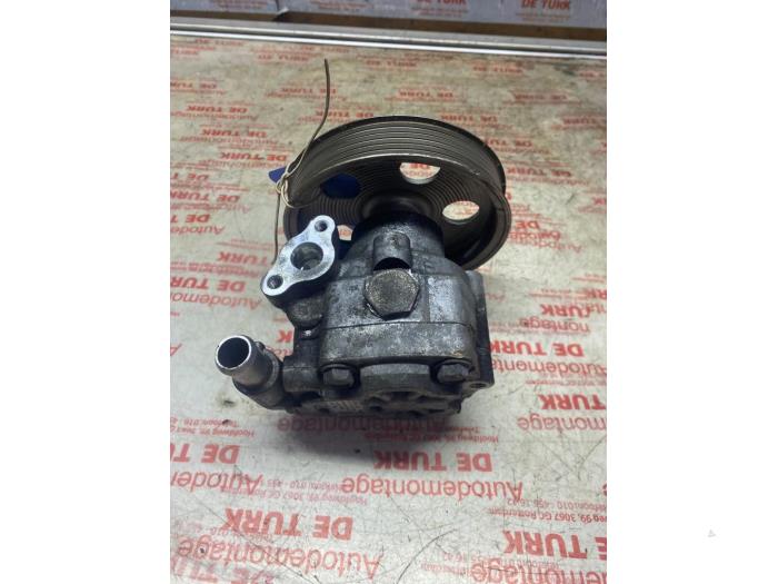 Begagnade Servostyrningspump Audi A5 Cabrio (8F7) 2.0 TFSI 16V Pris € 30,25 Inklusive moms erbjuds av Autosloperij de Turk