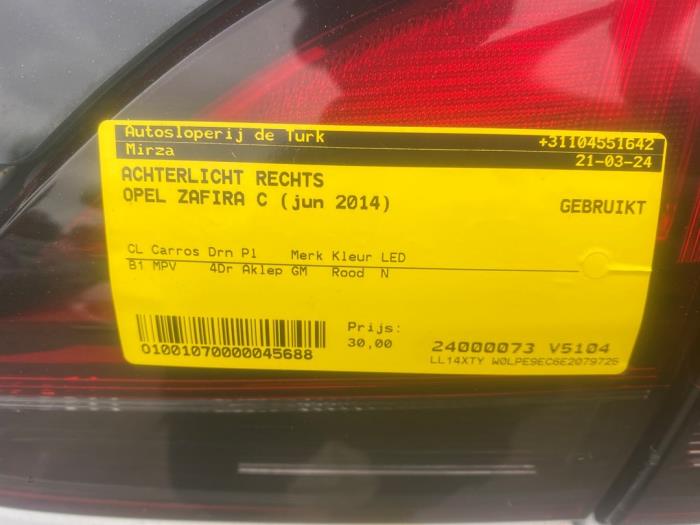 Luz trasera derecha de un Opel Zafira Tourer (P12) 1.4 Turbo 16V EcoFLEX 2014