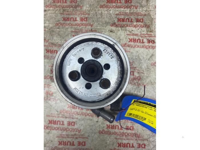 Usagé Pompe de direction Volkswagen Transporter/Caravelle T5 2.0 TDI DRF Prix € 185,13 Prix TTC proposé par Autosloperij de Turk