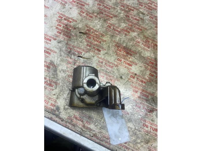 Ölpumpe van een Peugeot 207/207+ (WA/WC/WM) 1.4 16V VTi 2011