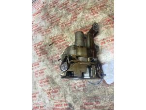 Ölpumpe van een Peugeot 207/207+ (WA/WC/WM) 1.4 16V VTi 2011