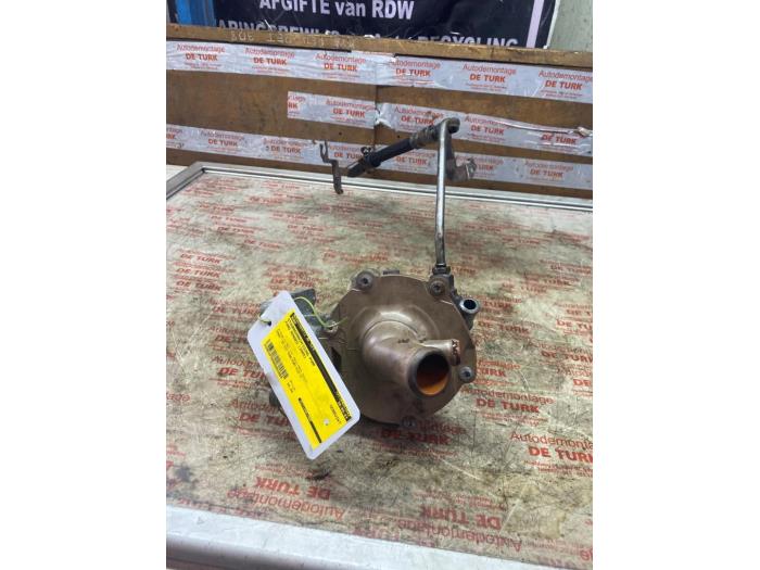 Usagé Pompe de direction Ford Mondeo III 2.0 TDCi 115 16V Euro IV Prix € 54,45 Prix TTC proposé par Autosloperij de Turk