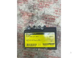 Bloc ABS d'un Toyota Aygo (B10) 1.0 12V VVT-i 2011