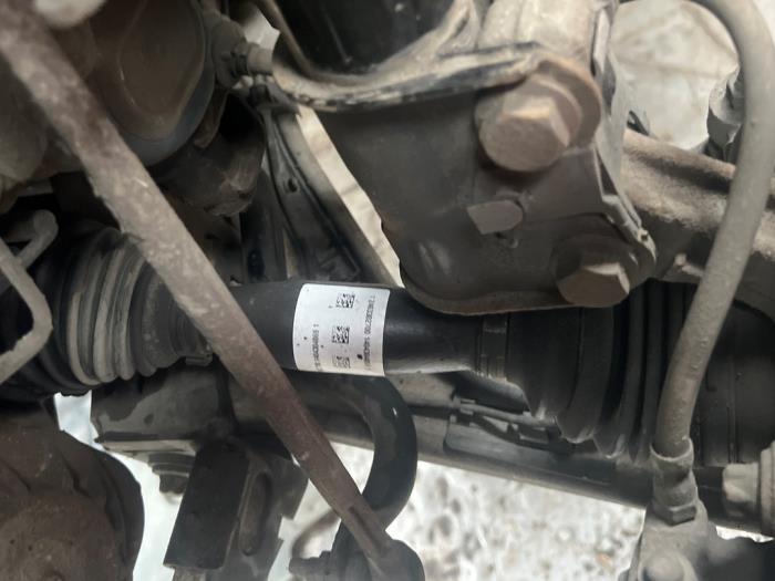 Gebrauchte Antriebswelle links vorne Mercedes B (W246/W242) 1.6 B-180 BlueEFFICIENCY Turbo 16V Preis € 76,23 Mit Mehrwertsteuer angeboten von Autosloperij de Turk