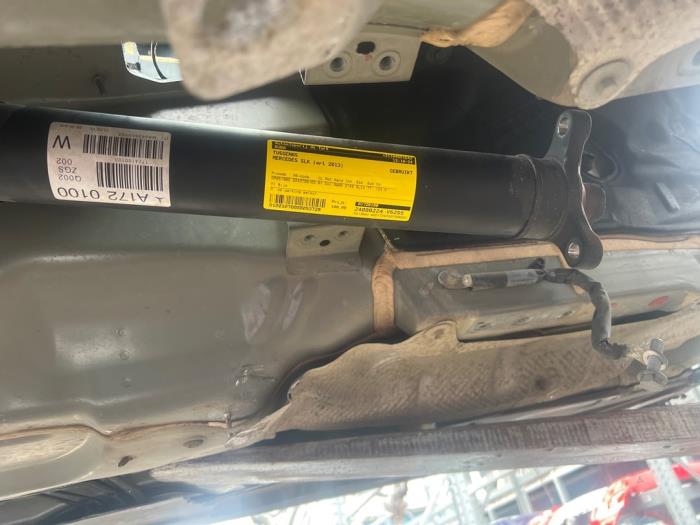 Usagé Arbre intermédiaire Mercedes SLK (R172) 2.1 250 CDI, 250d 16V Prix € 108,90 Prix TTC proposé par Autosloperij de Turk