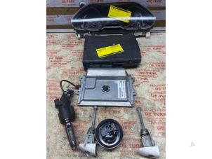 Begagnade Tändningslås + dator Peugeot 208 I (CA/CC/CK/CL) 1.0 Vti 12V PureTech Pris € 108,90 Inklusive moms erbjuds av Autosloperij de Turk