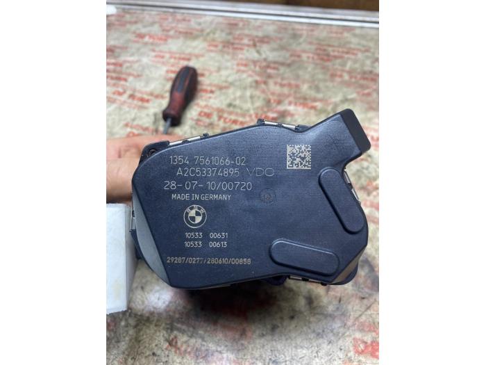Usagé Boîtier accélérateur BMW 1 serie (E81) 118i 16V Prix € 32,67 Prix TTC proposé par Autosloperij de Turk