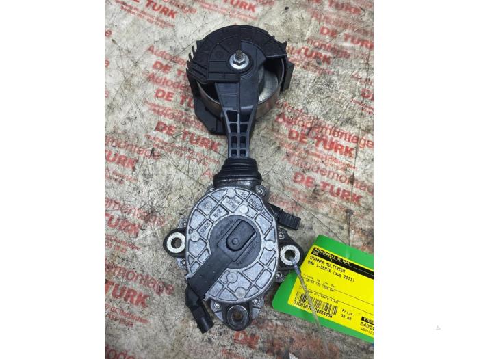 Usados Tensor correa múltiple BMW 1 serie (F20) 116i 1.6 16V Precio € 32,67 IVA incluido ofrecido por Autosloperij de Turk