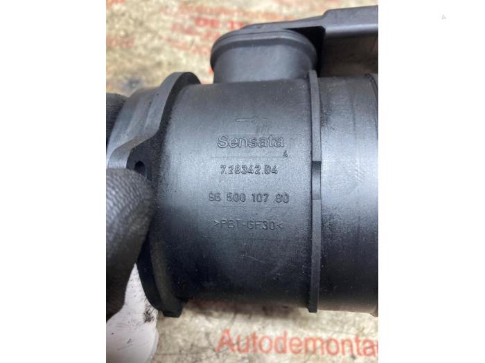 Luftmengenmesser van een Citroën C4 Picasso (UD/UE/UF) 1.8 16V 2008