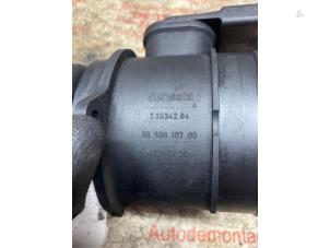 Luftmengenmesser van een Citroën C4 Picasso (UD/UE/UF) 1.8 16V 2008