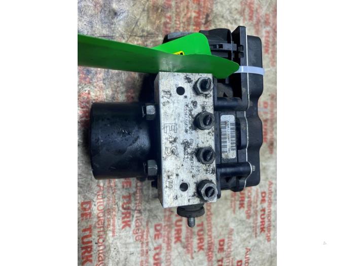 Usagé Pompe ABS Seat Ibiza IV SC (6J1) 1.4 TSI 16V FR Prix € 43,56 Prix TTC proposé par Autosloperij de Turk