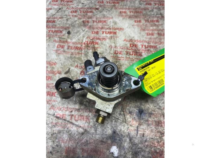Begagnade Högtryckspump Volkswagen Golf VII (AUA) 1.2 TSI 16V Pris € 82,28 Inklusive moms erbjuds av Autosloperij de Turk