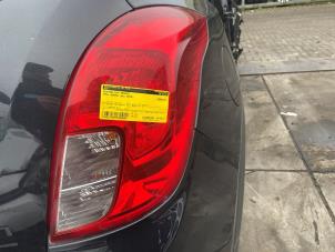 Begagnade Baklykta, höger Opel Mokka/Mokka X 1.4 Turbo 16V 4x2 Pris € 43,56 Inklusive moms erbjuds av Autosloperij de Turk