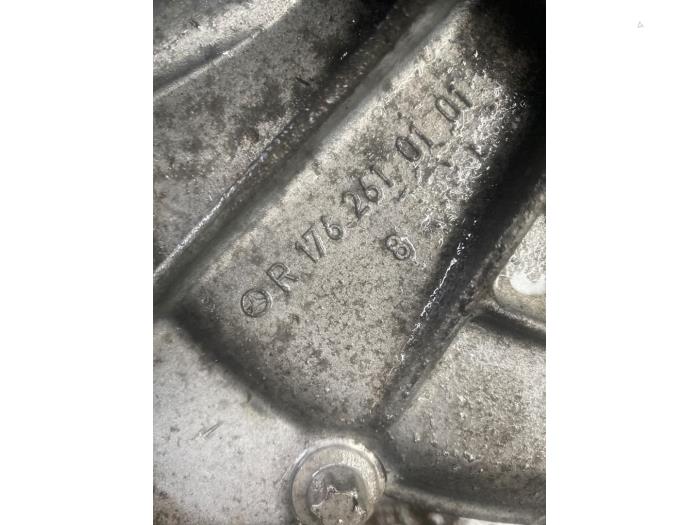 Getriebe van een Mercedes-Benz GLA (156.9) 1.6 180 16V 2018