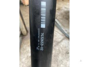 Used Intermediate shaft BMW 3 serie (F30) 320i 2.0 16V Price € 87,12 Inclusive VAT offered by Autosloperij de Turk
