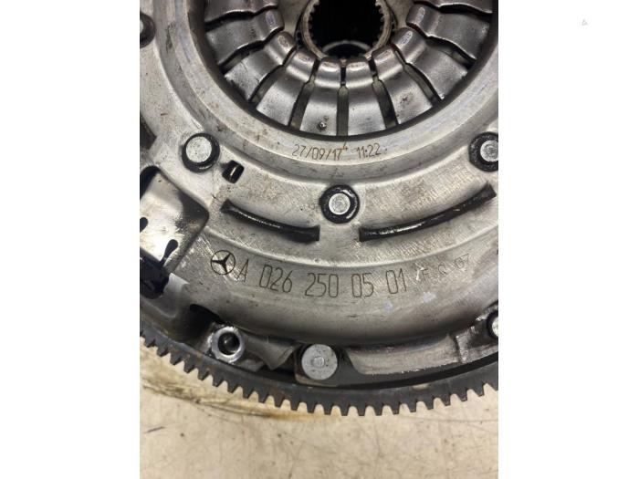 Used Flywheel Mercedes A (W176) 1.6 A-200 16V Price € 108,90 Inclusive VAT offered by Autosloperij de Turk