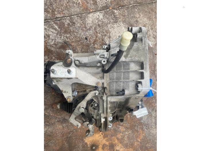 Getriebe van een Dacia Sandero II 1.0 Sce 75 12V 2019