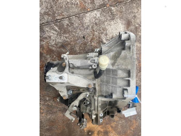 Getriebe van een Dacia Sandero II 1.0 Sce 75 12V 2019