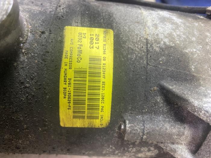 Usagé Pompe clim Ford Focus 3 1.0 Ti-VCT EcoBoost 12V 100 Prix € 42,35 Prix TTC proposé par Autosloperij de Turk