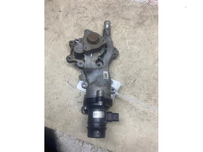 Begagnade Vattenpump Opel Astra J (PC6/PD6/PE6/PF6) 1.4 Turbo 16V Pris € 21,78 Inklusive moms erbjuds av Autosloperij de Turk