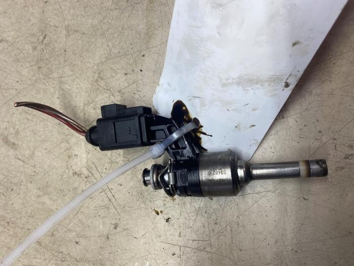 Injector (petrol injection) Volkswagen Golf VI 1.4 TSI 160 16V ...