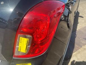 Begagnade Baklykta, höger Opel Mokka/Mokka X 1.4 Turbo 16V Bi-fuel ecoFLEX 4x2 Pris € 43,56 Inklusive moms erbjuds av Autosloperij de Turk