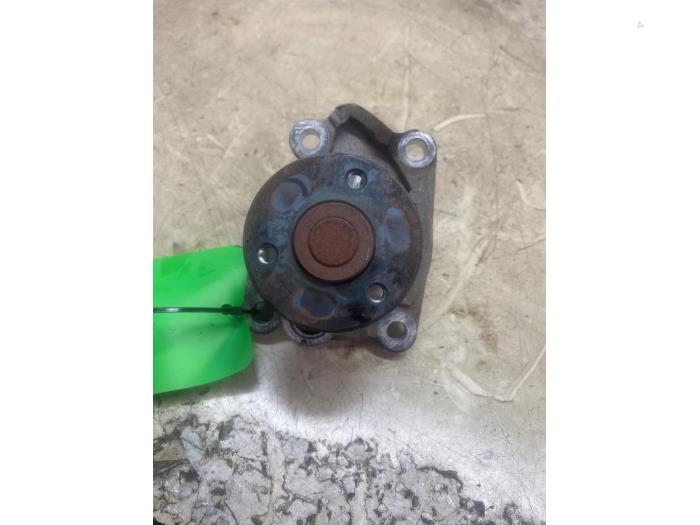 Usagé Pompe à eau Renault Captur I (2R) 0.9 Energy TCE 12V Prix € 21,78 Prix TTC proposé par Autosloperij de Turk