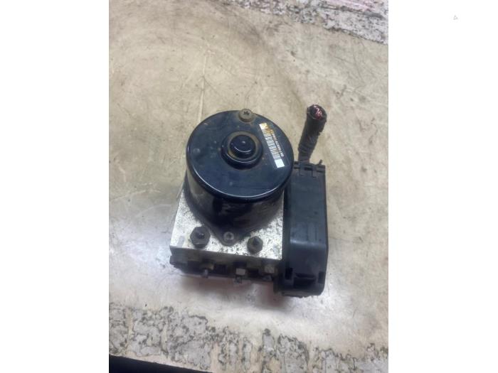 Used ABS pump Mazda 2 (NB/NC/ND/NE) 1.4 16V Price € 54,45 Inclusive VAT offered by Autosloperij de Turk