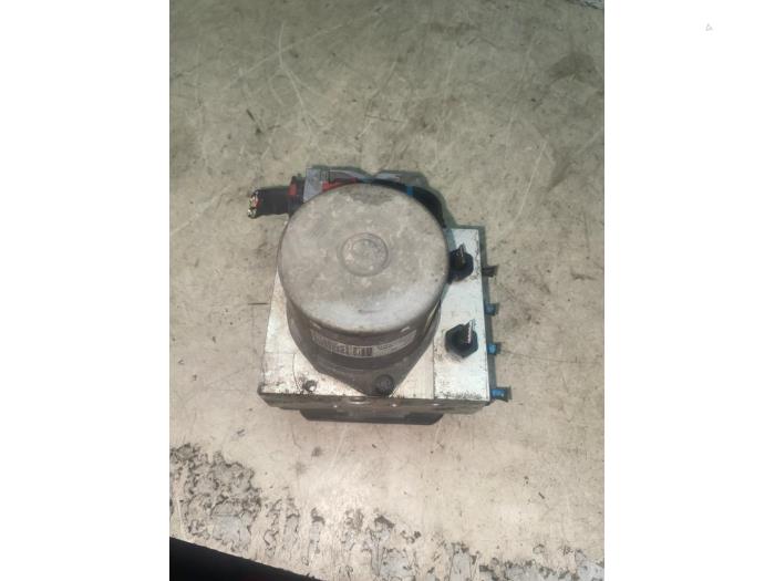 Begagnade ABS-pump Kia Picanto (TA) 1.0 12V Pris € 12,10 Inklusive moms erbjuds av Autosloperij de Turk